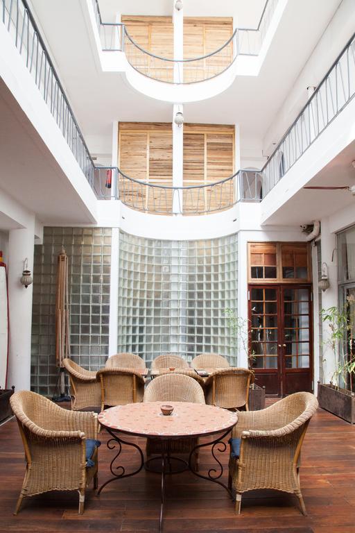 Hotel La Residence Сент Луис Екстериор снимка