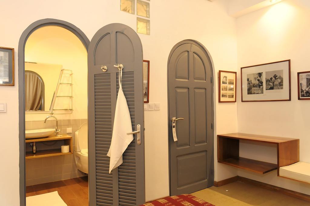 Hotel La Residence Сент Луис Екстериор снимка